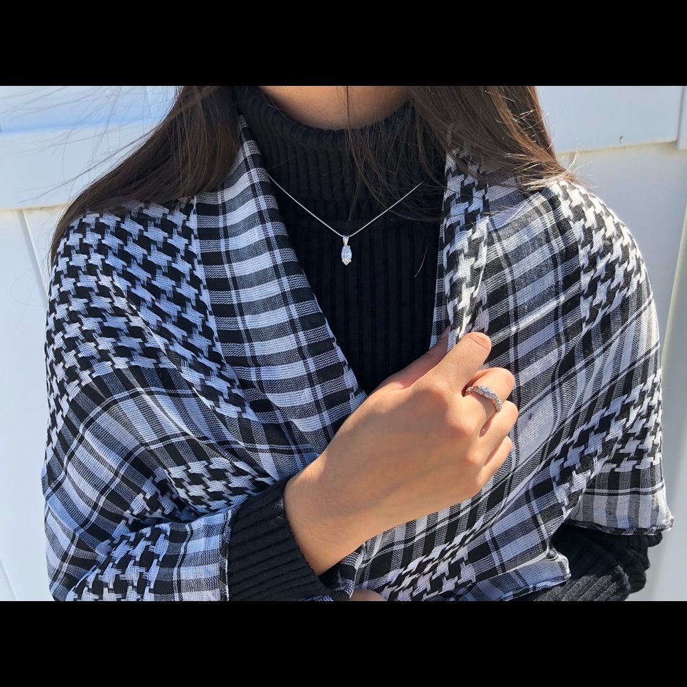 Grey scarf